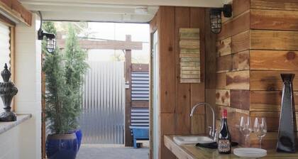 Walk to downtown, Oxbow, BottleRock, nightlife, dining & shops! Spa and more!