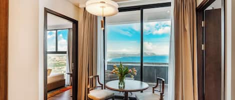 Apartment, 2 Bedrooms, Private Pool, Beach View | Living area