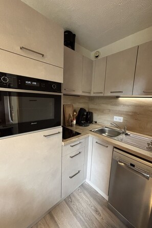 Fridge, microwave, oven, toaster