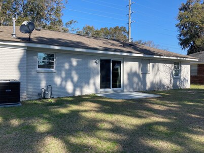 Charming 3-bedroom house in Savannah