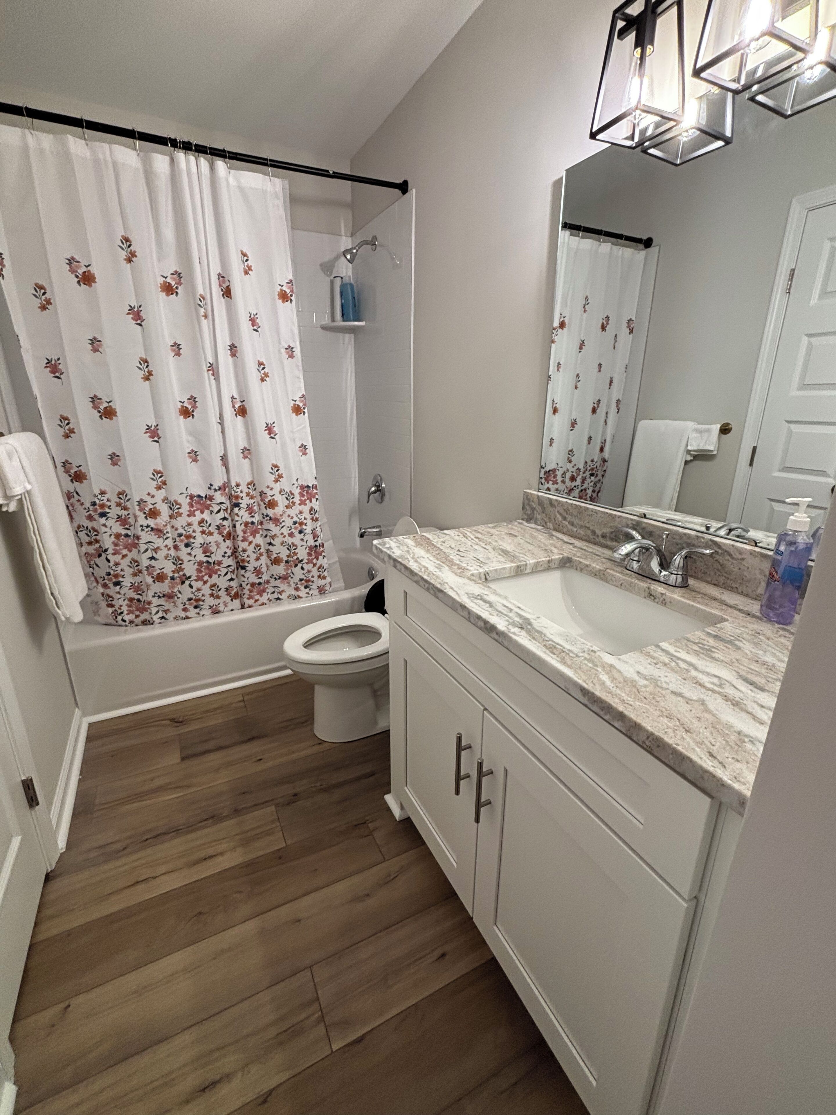 Towels, soap, shampoo, toilet paper