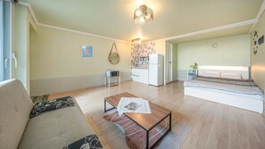 Basic-Zimmer, 1 Schlafzimmer (room 102(Pet)) | 1 Schlafzimmer, kostenloses WLAN