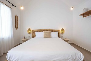 2 chambres, coffres-forts dans les chambres, bureau