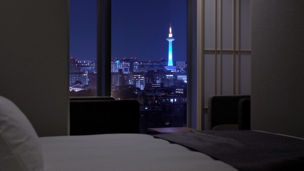 套房, 非吸煙房, 城市景觀 | 客房內保險箱、熨斗/熨衣板、免費無線上網、床單