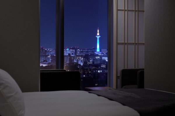 Suite, Non Smoking, City View | In-room safe, iron/ironing board, free WiFi, bed sheets