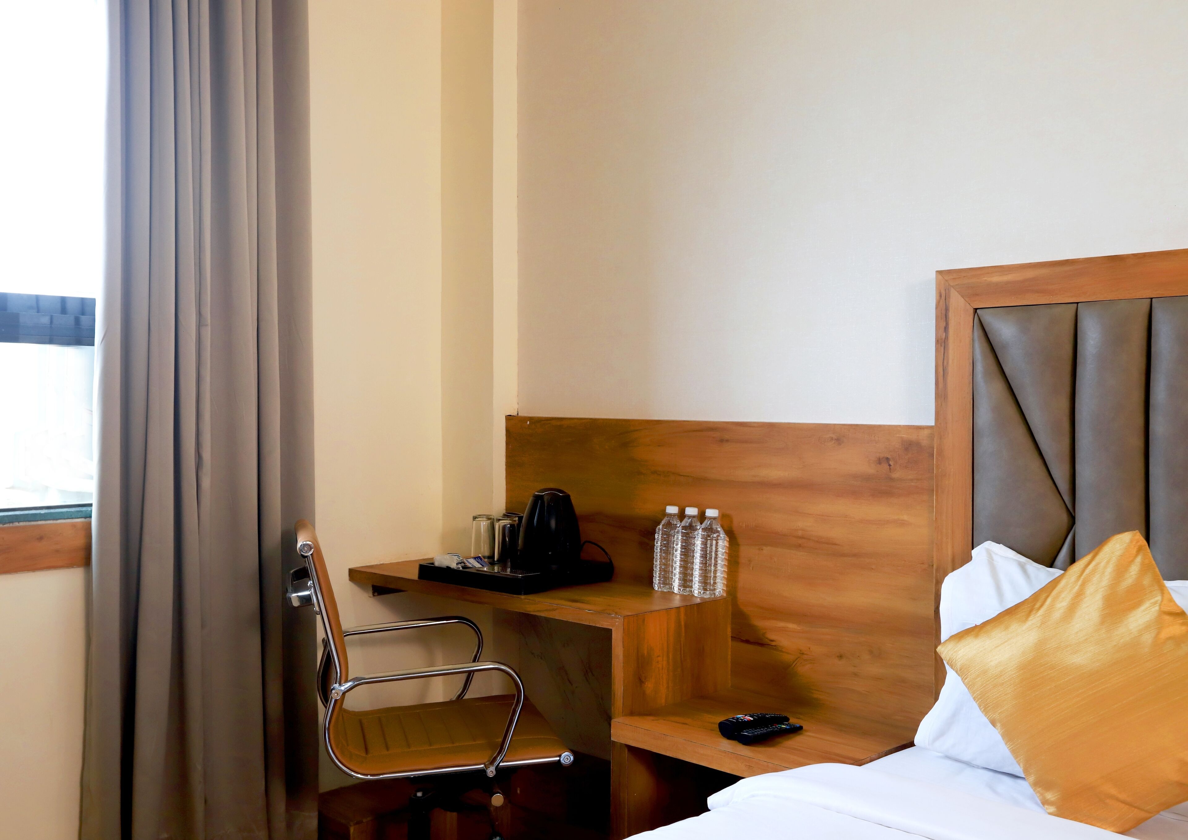 Photo - Hotel BKC Minerva, Near US Consulate