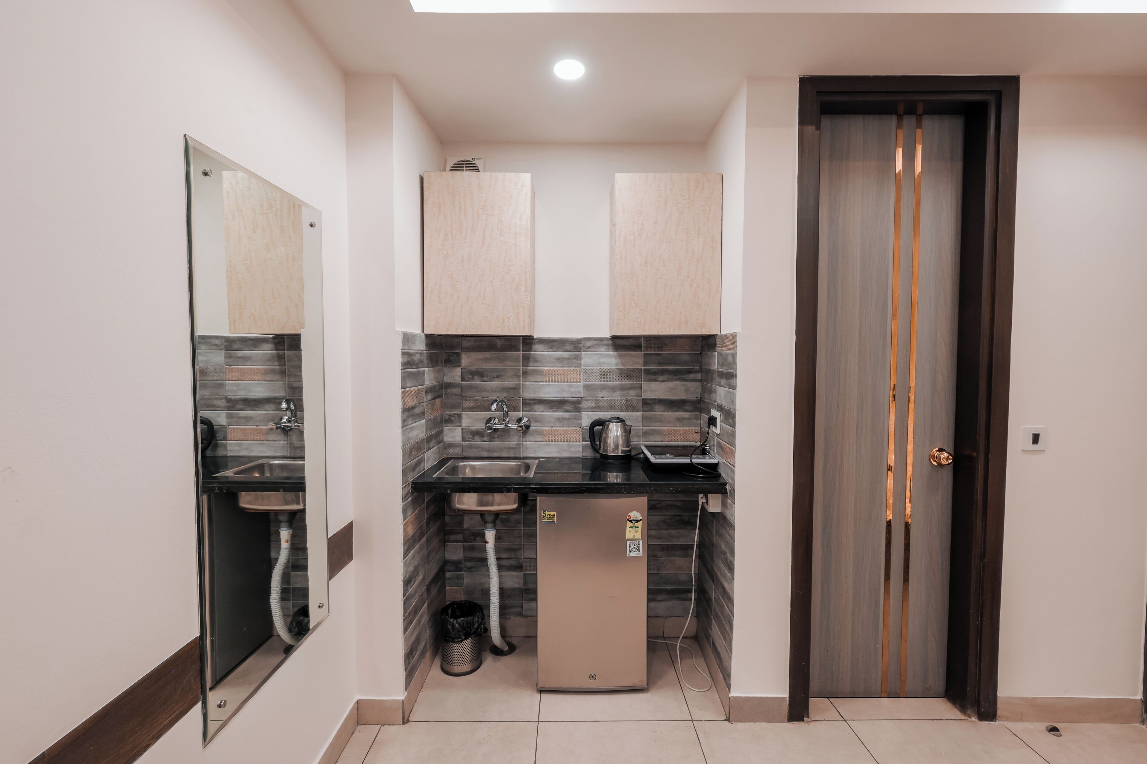 华丽双人房 | 私人厨房 | 迷你冰箱、炉灶、厨具/餐具