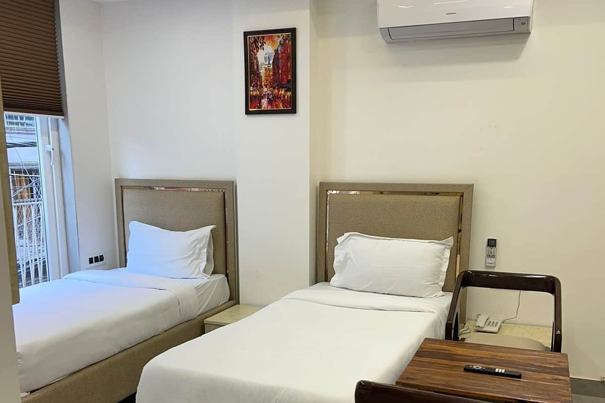 In-room safe, blackout curtains, free WiFi