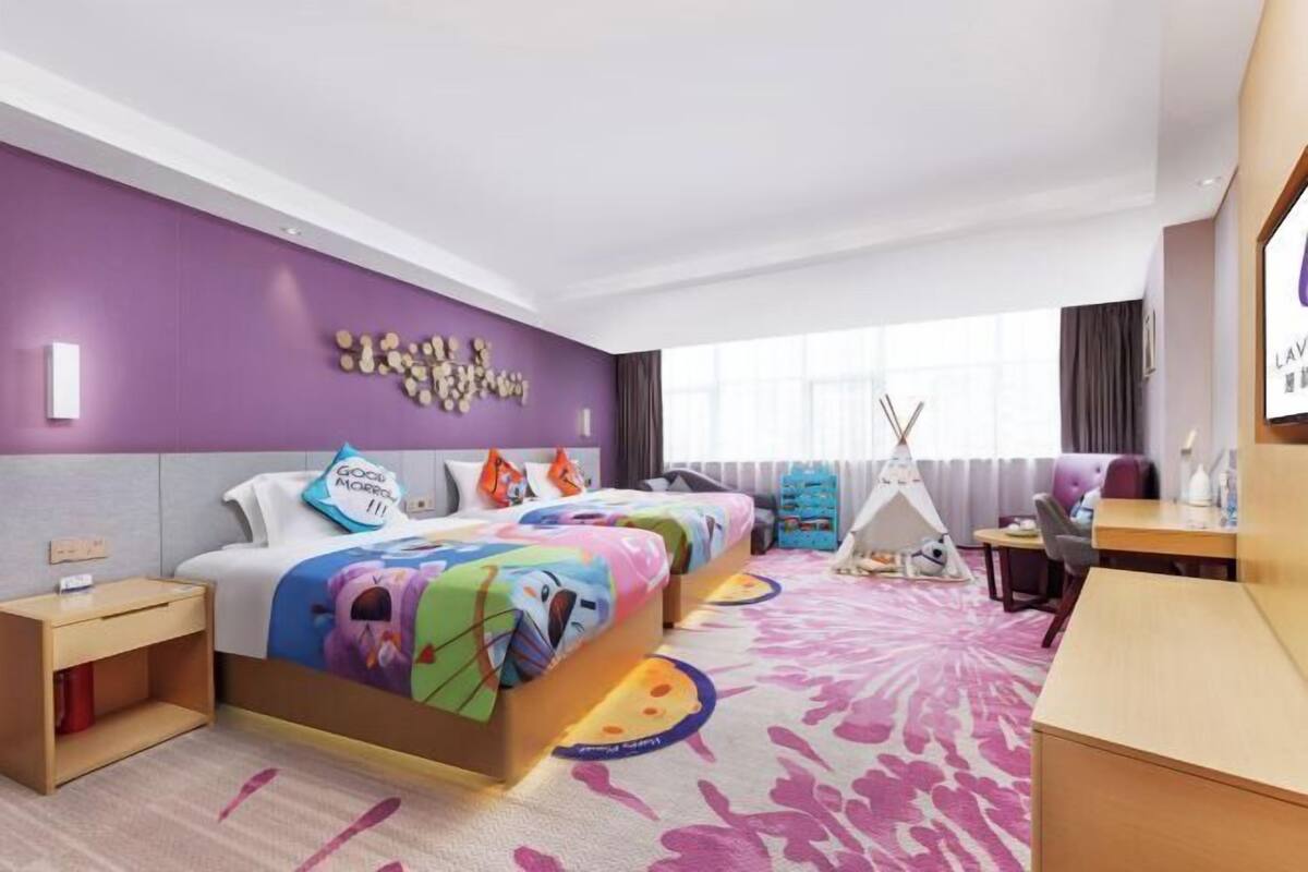 Premium bedding, minibar, blackout curtains, soundproofing