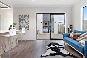 4 chambres, fer et planche à repasser, lit parapluie, Wi-Fi