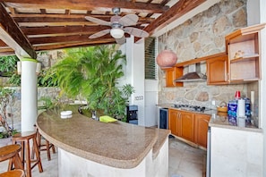Fridge, microwave, oven, stovetop - [NEW] 5-Star Oceanfront Estate | 7BR w/ 2 Infinity Pools, Jacuzzi, Full Staff, Shopping Services (Mismaloya)