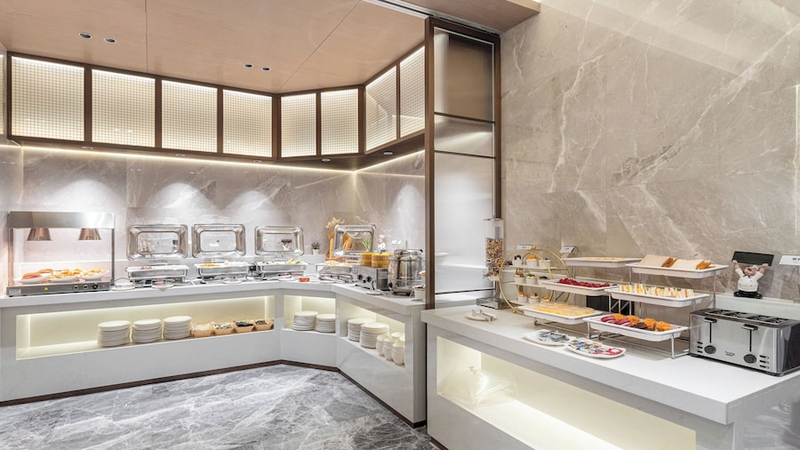Lavande International Hotel Guangzhou TaiKoo Hui Square Shipaiqiao Metro Station Branch - Free Shuttle Bus to Canton Fair Complex During Canton Fair Period