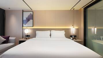 Doppia Executive, vista città | Postazione laptop, tende oscuranti, insonorizzazione