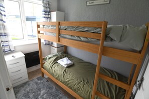2 Schlafzimmer, kostenloses WLAN, Bettwäsche