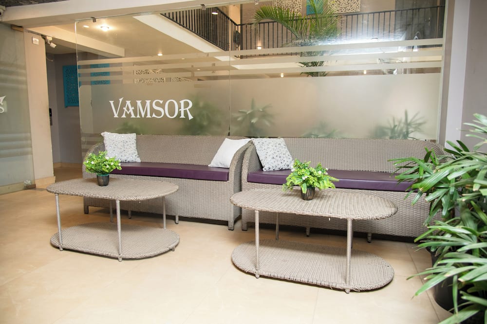 30 Vamsor Heights