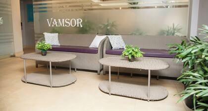 30 Vamsor Heights