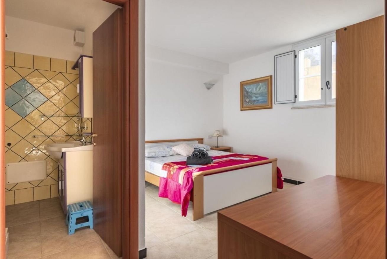 3 chambres, fer et planche à repasser, lit parapluie, Wi-Fi