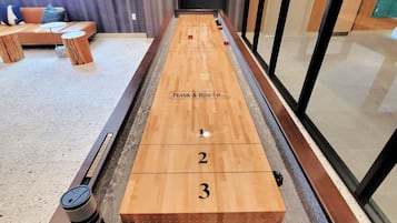 Área de juegos infantiles techada