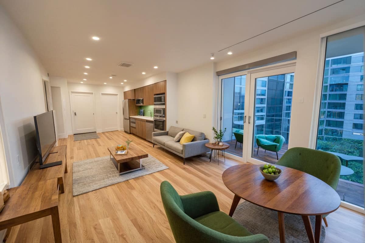 Suite, 2 Bedrooms | In-room dining