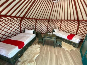 Classic Double or Twin Room | Bed sheets