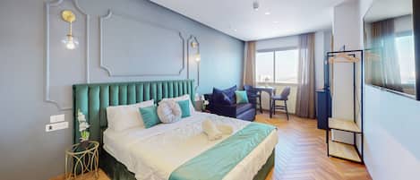Panoramic Double Room, City View, Tower | Free WiFi, bed sheets