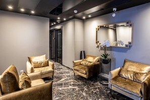 Panoramic Double Room, City View, Tower | Living area | 28-inch Smart TV with digital channels, pay movies - View of the Old City (Jerusalem)