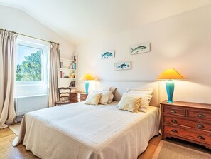 2 bedrooms, internet