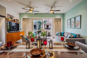 TV - Luxury 1BR in Zona Romántica - Rooftop Pool! 1BD Condo for rent in Old Town, Pu (Puerto Vallarta)