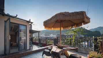 Senior Triple Room | Terrace/patio