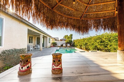 Luxe Indio Stay w/ Pool, Tiki Bar & Fire Pit Near Coachella | Longfellow
