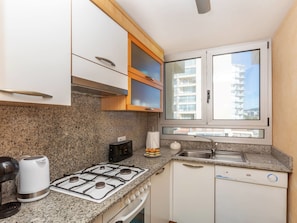 Fridge, microwave, oven, dishwasher - Las Olas by Interhome (Playa de Aro)