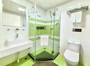 Standard-Doppelzimmer | Badezimmer