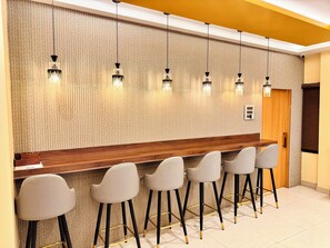 Lobby sitting area - Hotel BKR Guwahati (Guwahati)