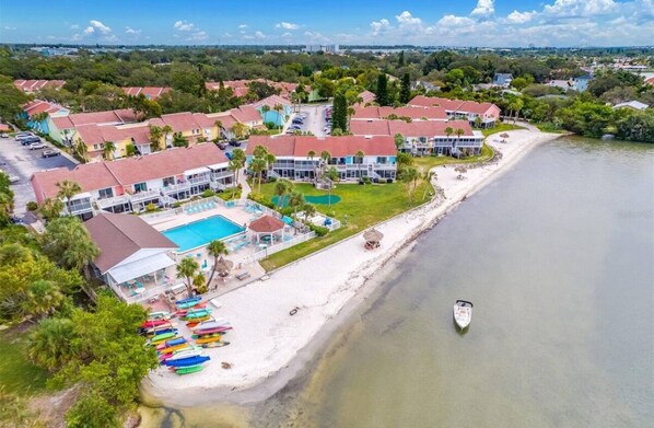 Exterior - 1BR Beachfront Condo w/ Water View in St. Pete, FL (St. Petersburg)