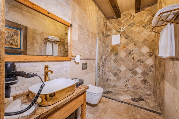 Bañera y ducha independientes, bañera de hidromasaje