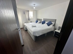 1 bedroom, iron/ironing board, internet, bed sheets