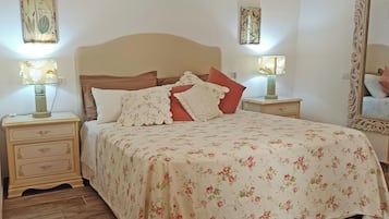 1 Schlafzimmer, Bügeleisen/Bügelbrett, Internetzugang, Bettwäsche