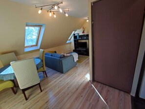 Living area - Fully equipped apartment (Donges)