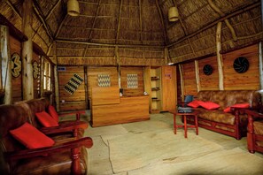 Reception - Quality Inn Motel (Busasamana)