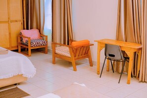 Family Apartment, Balcony, Garden View | Premium bedding, memory foam beds, desk, free WiFi - Quality Inn Motel (Busasamana)