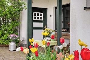 تفاصيل الفندق من الخارج