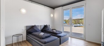 Room '12' with Wi-Fi