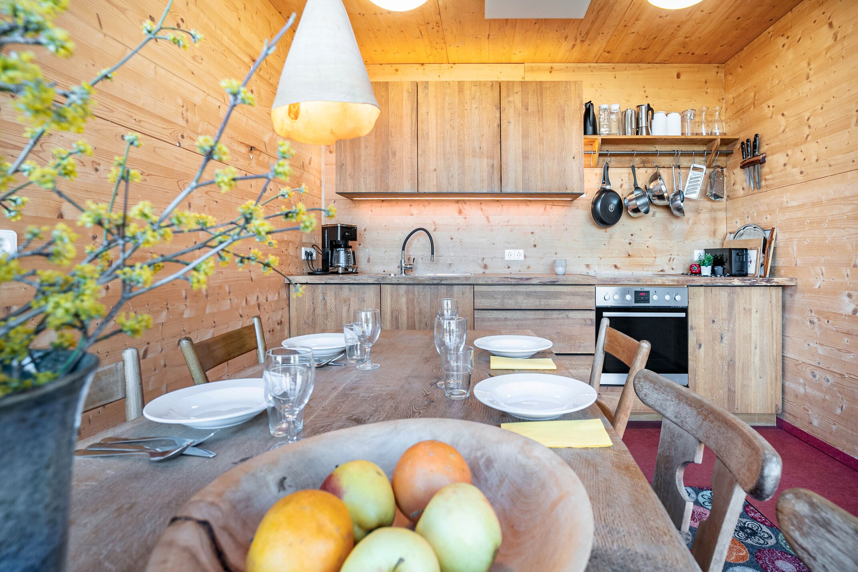 Réfrigérateur, four, plaque de cuisson, lave-vaisselle