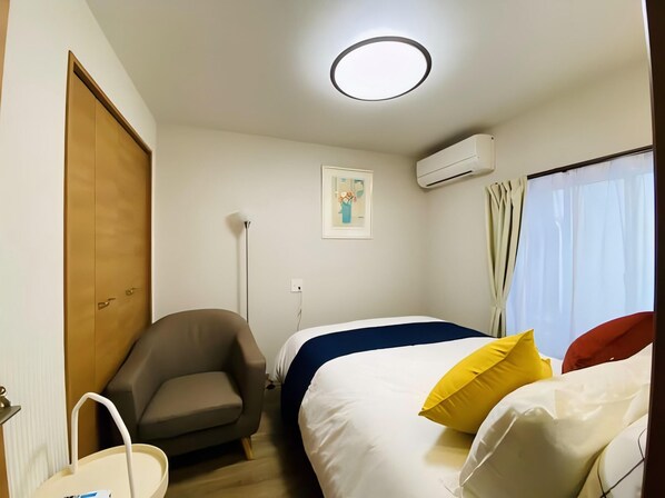 2 bedrooms, WiFi, bed sheets