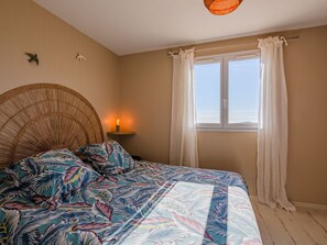 2 bedrooms, Internet