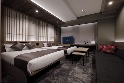 Kamer (Grand Suite) | Een kluis op de kamer, een strijkplank/strijkijzer, gratis wifi