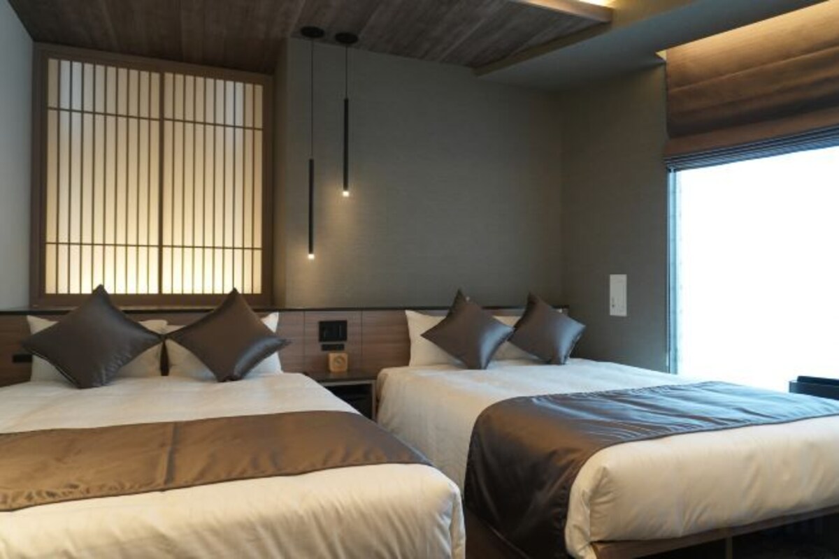 In-room safe, iron/ironing board, free WiFi, bed sheets