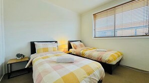 2 chambres, accès au Wi-Fi (inclus), literie fournie