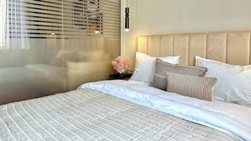1 habitación, tabla de planchar con plancha, wifi y ropa de cama