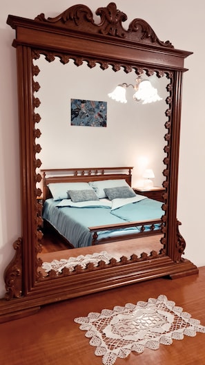 3 Schlafzimmer, Schreibtisch, Bügeleisen/Bügelbrett, kostenloses WLAN